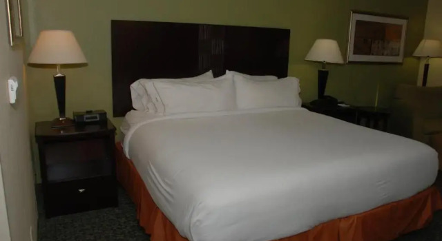 Номер Standard Holiday Inn Express & Suites Covington by IHG