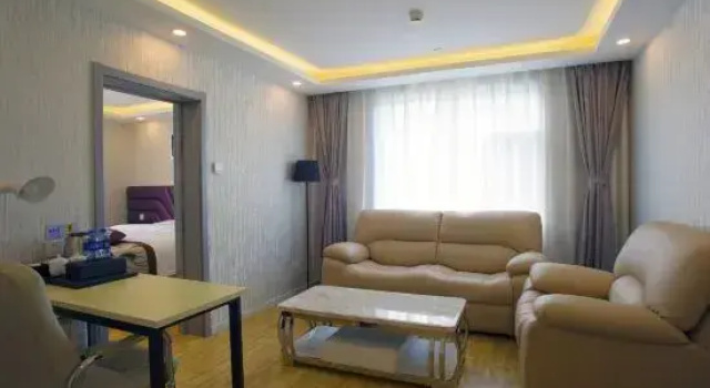 Люкс Business Super 8 (Beijing West Balizhuang Road)