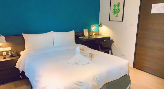 Двухместный номер Economy с балконом Greenight Hotel
