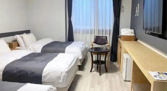 Трёхместный номер Standard с видом на город Galaxy Hotel