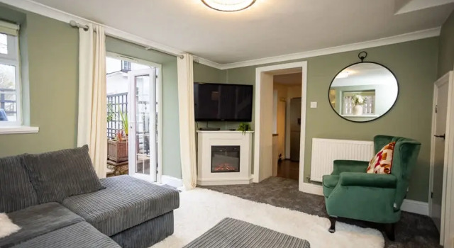 Rose Cottage - 2 Bedroom Cottage - Penally