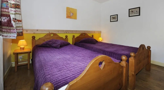 Apartment With 3 Bedrooms in Les Ménuires, With Wonderful Mountain Vie, Prenota Appartamento Hotel a Alvernia con parcheggio, Parcheggio