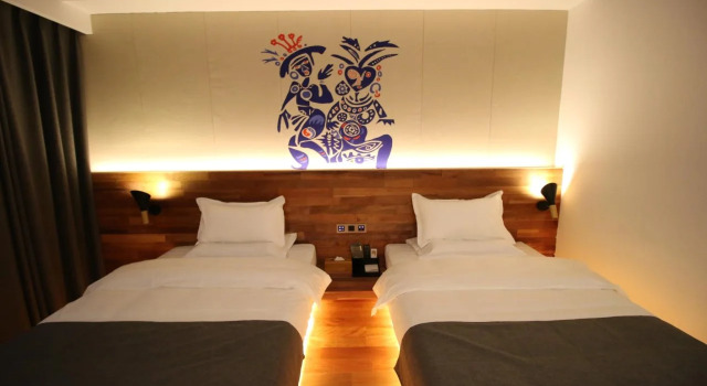 Lijiang Shuhe Travelling With hotel