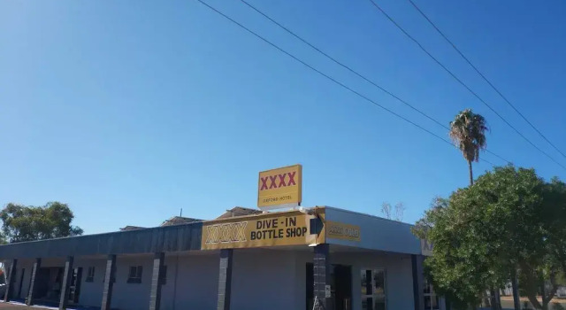 Oxford Hotel Motel Cunnamulla, Забронировать Мотель Мотели Outback Queensland, Мотель