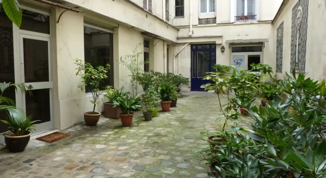 Rue Turgot Apartment, Забронировать Апартаменты/квартира Париж Иль-де-Франс, рядом с Гран Бульвар