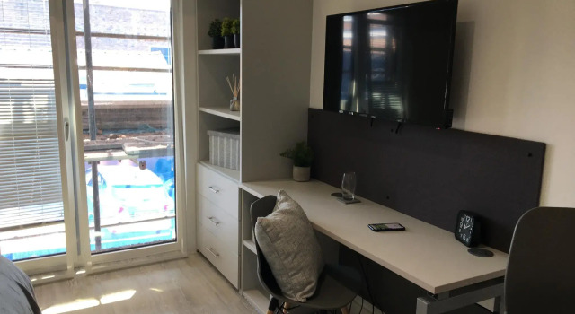 Modern Studios - Newcastle under Lyme, Забронировать Отель Отели Англии 3 звезды, 3*