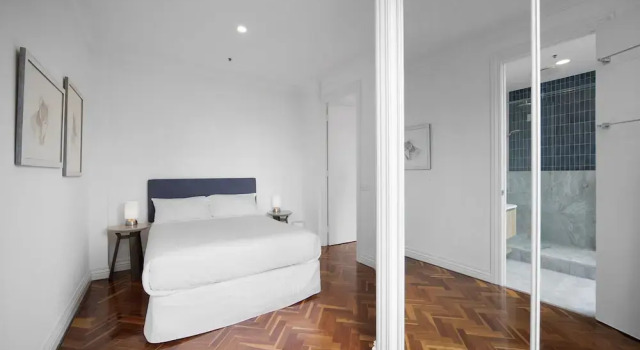 Chic 1-bed Apartment In the Heart of Melbourne, Забронировать Апартаменты/квартира Апартаменты Мельбурна, рядом с Epworth Freemasons Hospital, Апартаменты/квартира