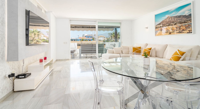 Tenis - Bright Bel-air Flat 2 Beds, 3 Terraces, Забронировать Апартаменты/квартира Апартаменты Эстепона, рядом с Теннисный корт Bel Air, Апартаменты/квартира