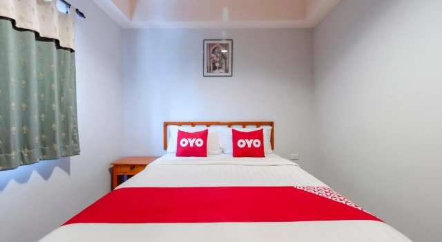 Люкс OYO 75316 Capital Residence