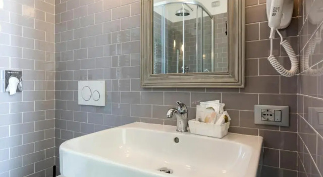 Номер Deluxe Hotel Eden Alaxi Hotels