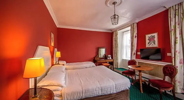 Номер Standard Foyles Hotel