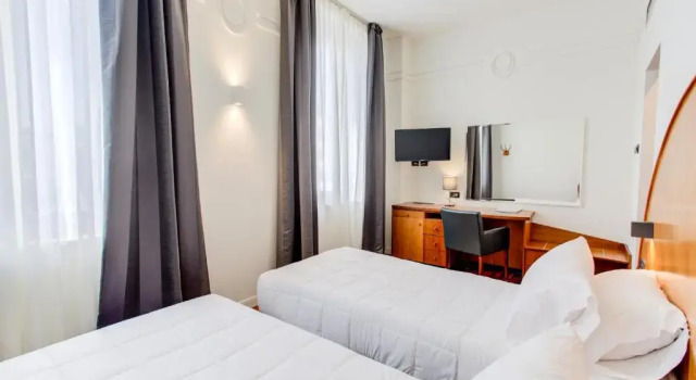 Трёхместный номер Standard Kursaal Hotel