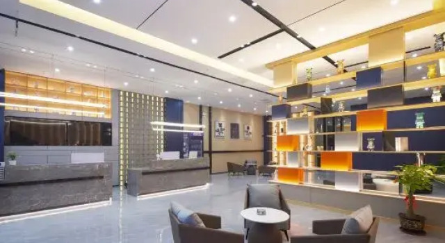 Hotel Fort Gri, Boek Hotel Tenggen Hainan