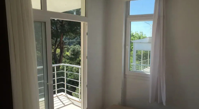 Семейные апартаменты с 2 комнатами с балконом Doa Apartments