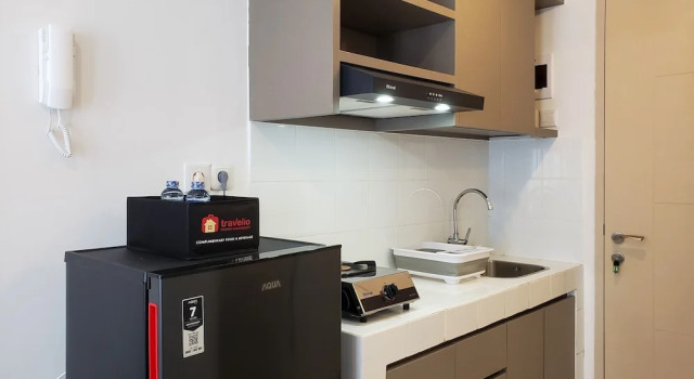 Студия с 2 комнатами Fancy And Nice Studio At Tokyo Riverside Pik 2 Apartment