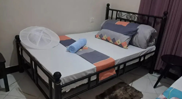 Кровать в общем номере victorious chillzone hostel
