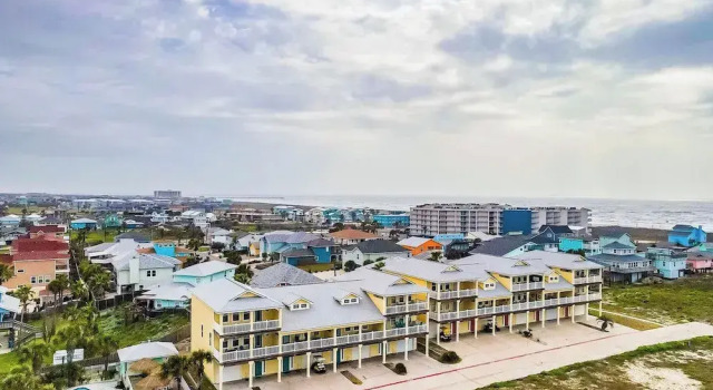 Студия с 3 комнатами с балконом 3 Sheets To the Zin by Silver Sands Vacation Rentals