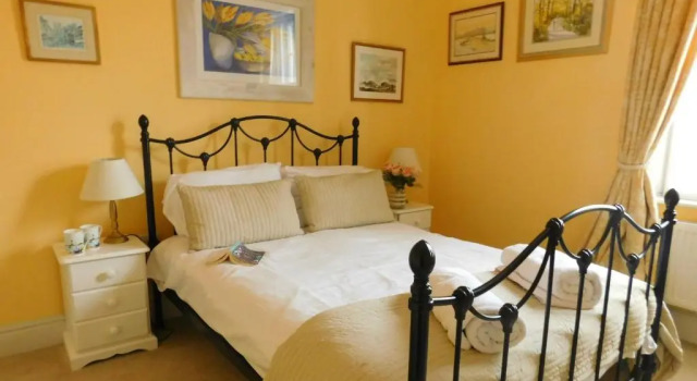 Quay Corner, 5 bed house, Christchurch Dorset, Book Hotel Hoteller i Christchurch med parkering, Parkering