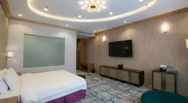 Люкс Presidential Grand InHotel Kota Kinabalu
