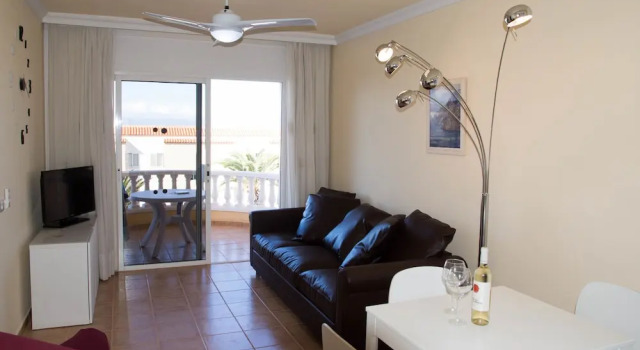 Club La Mar 3 Bedroom, Book Hotel Hotels in Tenerife with Parking, Parking