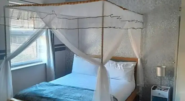 Cedarville Guesthouse, Забронировать Отель Отели Уитернси с парковкой, Парковка