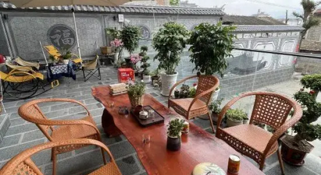 Zhendong Homestay, Prenota Hotel Hotel a Dali con parcheggio, Parcheggio