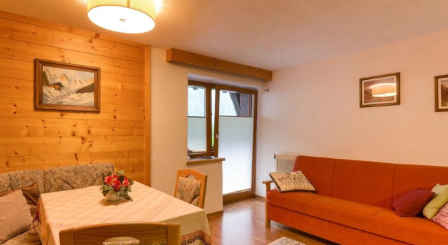 Haus Falkner, Rezervați Hotel Hoteluri în Tirol cu parcare, Parcare