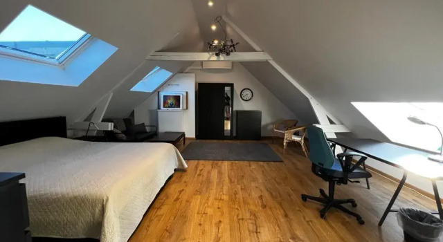 Коттедж с 3 комнатами B&B Den Engel