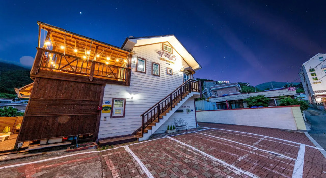 Geojae ireece Pension, Prenota Hotel Geoje Sud Gyeongsang