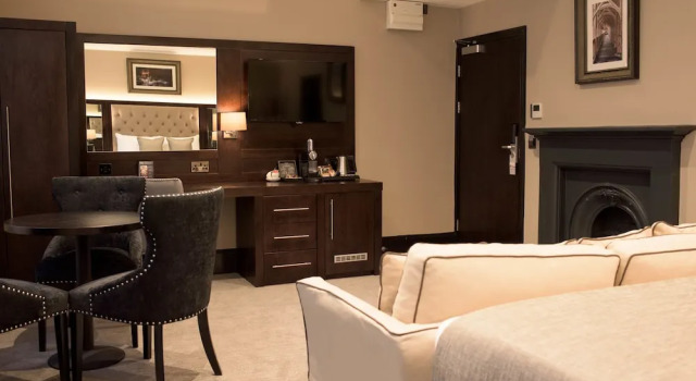 Двухместные апартаменты Deluxe The County Aparthotel