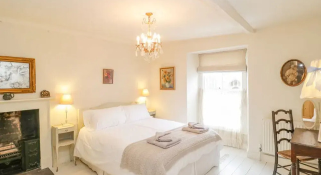Florence Cottage, Varaa Lomakoti Mökit kohteessa Merseyside, Mökki