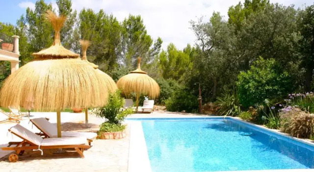 Finca Ecologica, Book Villa Andratx 