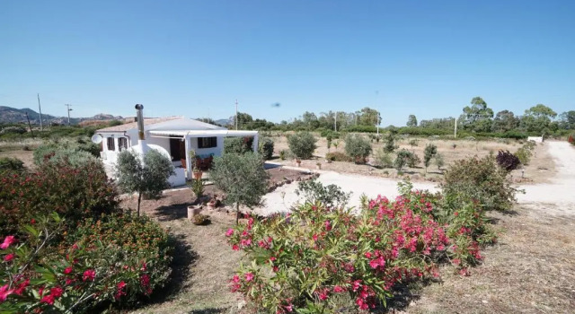 Villa da Luciana, Забронировать Вилла Орозеи Залив Орозеи