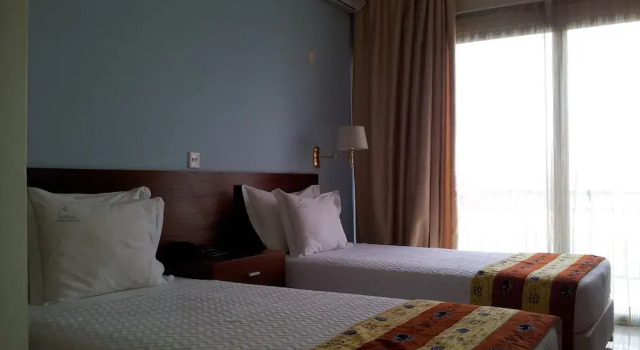 Двухместный номер Standard с балконом Hotel Horizonte Novo