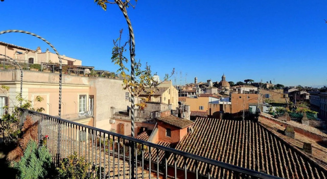 Piazza Mattei Terrace Apartment