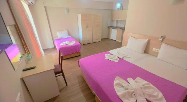 Трёхместный номер Standard с балконом Figen Suite Hotel 2