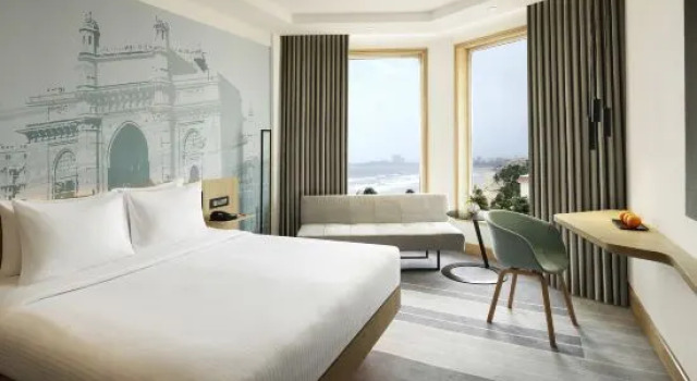 Номер Superior с видом на океан Novotel Mumbai Juhu Beach