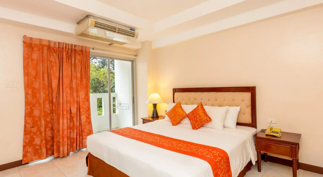 Люкс Eastiny Place Hotel