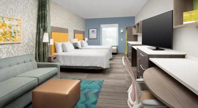 Четырёхместный студия люкс Home2 Suites By Hilton Phoenix Airport South