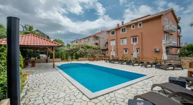 Апартаменты Apartments Šćerbe 3103