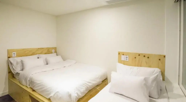 Трёхместный номер Seoulite Inn Myeongdong Formerly - Step Inn Myeongdong 2