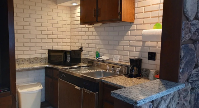 Четырёхместный люкс с видом на озеро Centerstone Resort Lake-Aire