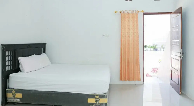 Citra Homestay Soe, Забронировать Отель Сое провинция Восточная Нуса-Тенгара