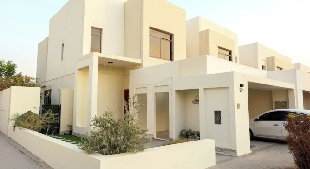 Luxury 4B and maid's with private garden, Забронировать Вилла Виллы Дубая, Вилла