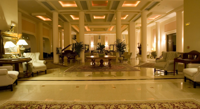 Mabely Grand Hotel, Book Hotel 5-Star Hotels in Kampi, 5*