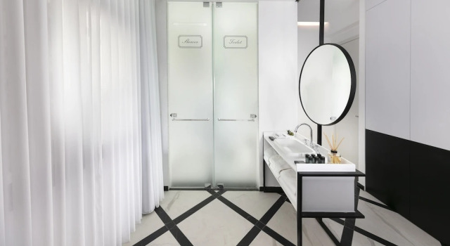 Двухместный люкс King George suites