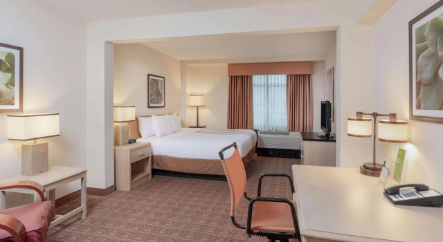 Двухместный номер Standard La Quinta by Wyndham Garden City