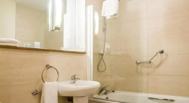 Номер Standard The Arches Hotel