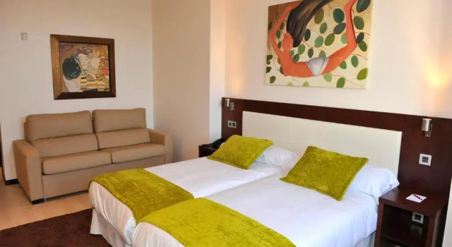 Трёхместный номер Standard Hotel Don Felipe