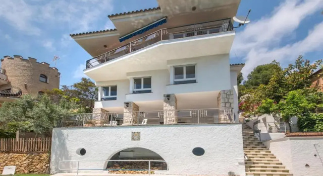Вилла TarracoHomes, Th128 Villa con vistas a la playa la Mora